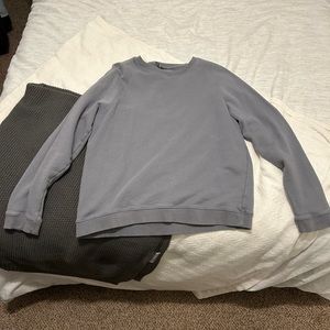 H&M crewneck sweatshirt